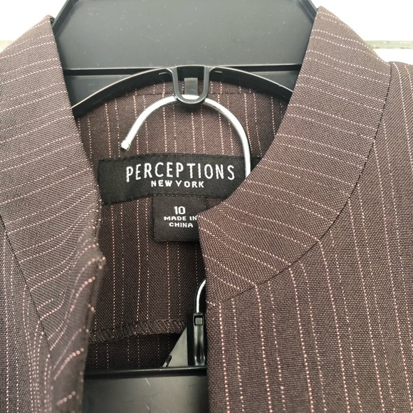 NWT Perceptions pantsuit - Picture 3 of 5